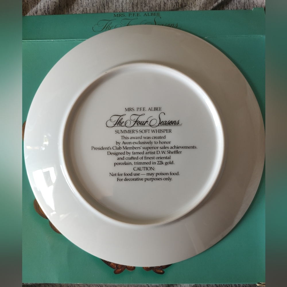 Mrs. P.F.E. Albee Plate - Picture 2 of 2